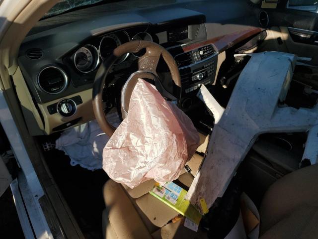WDDGF8AB1DG144431 - 2013 MERCEDES-BENZ C 300 4MATIC WHITE photo 8