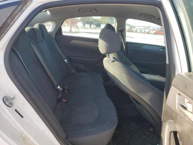 5NPE24AF1JH728697 - 2018 HYUNDAI SONATA SE WHITE photo 10