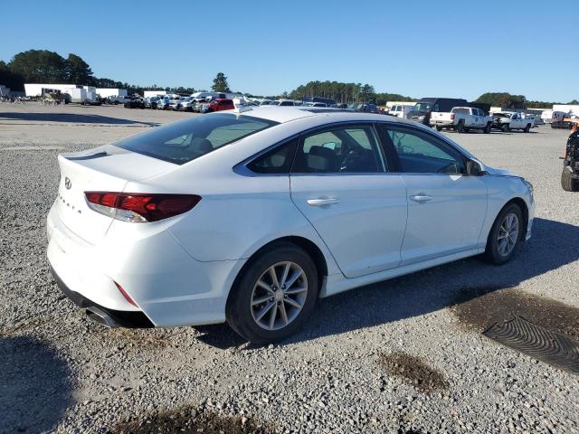 5NPE24AF1JH728697 - 2018 HYUNDAI SONATA SE WHITE photo 3
