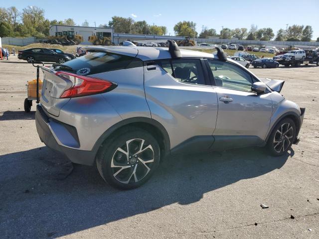 JTNKHMBX4K1021669 - 2019 TOYOTA C-HR XLE SILVER photo 3
