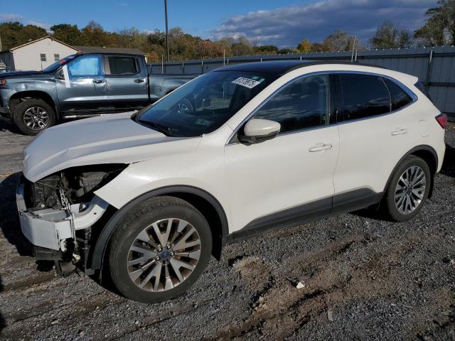 2020 FORD ESCAPE TITANIUM, 