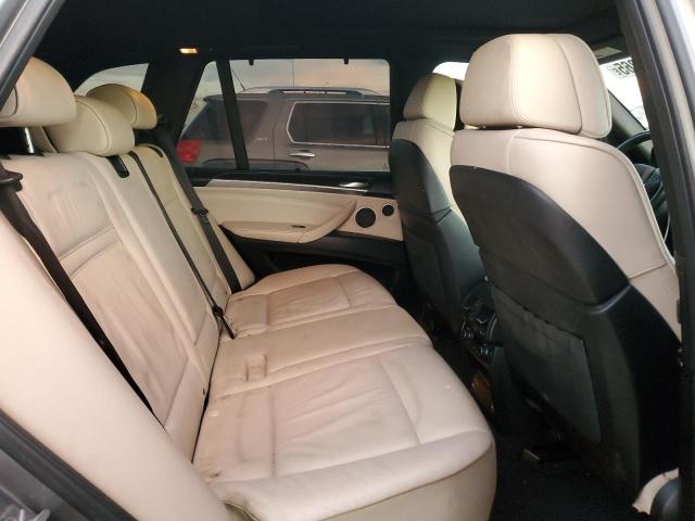 5UXZV8C53DL899275 - 2013 BMW X5 XDRIVE50I SILVER photo 11