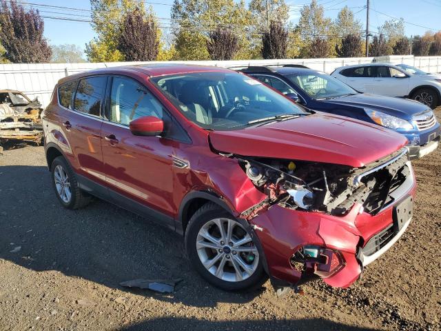1FMCU9G97HUE28237 - 2017 FORD ESCAPE SE RED photo 4