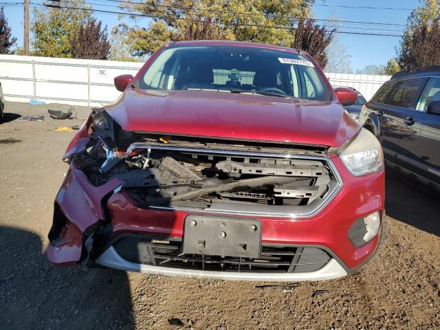 1FMCU9G97HUE28237 - 2017 FORD ESCAPE SE RED photo 5