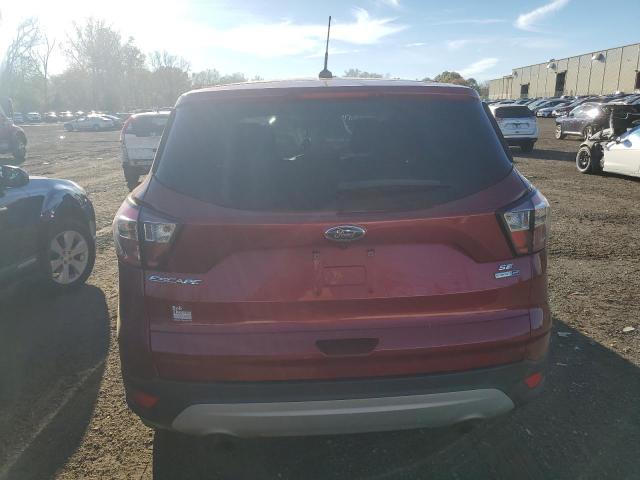 1FMCU9G97HUE28237 - 2017 FORD ESCAPE SE RED photo 6