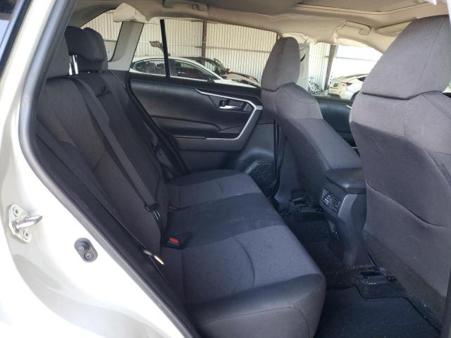 2T3W1RFV2KC022600 - 2019 TOYOTA RAV4 XLE Beyaz fotoğraf 11