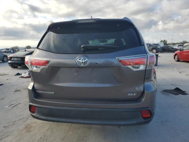 5TDKKRFH4GS159261 - 2016 TOYOTA HIGHLANDER XLE GRAY photo 6