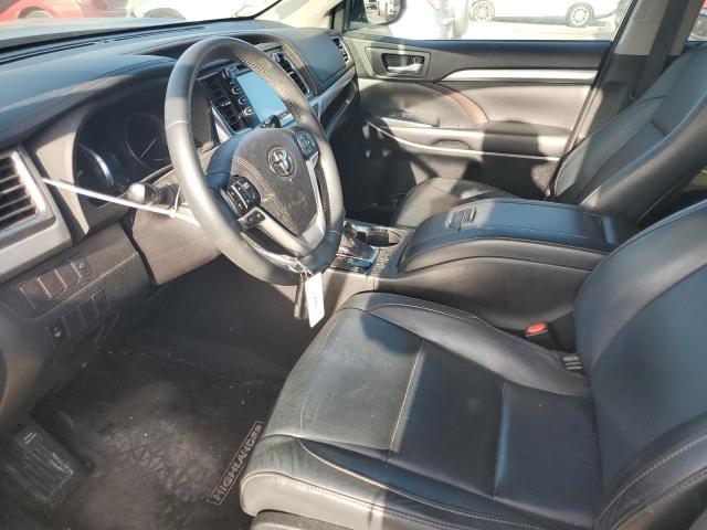 5TDKKRFH4GS159261 - 2016 TOYOTA HIGHLANDER XLE GRAY photo 7