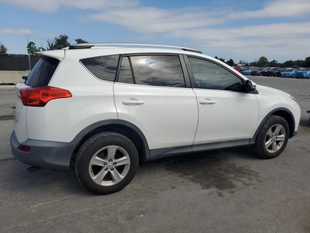 2T3WFREV0EW123124 - 2014 TOYOTA RAV4 XLE أبيض صورة 3