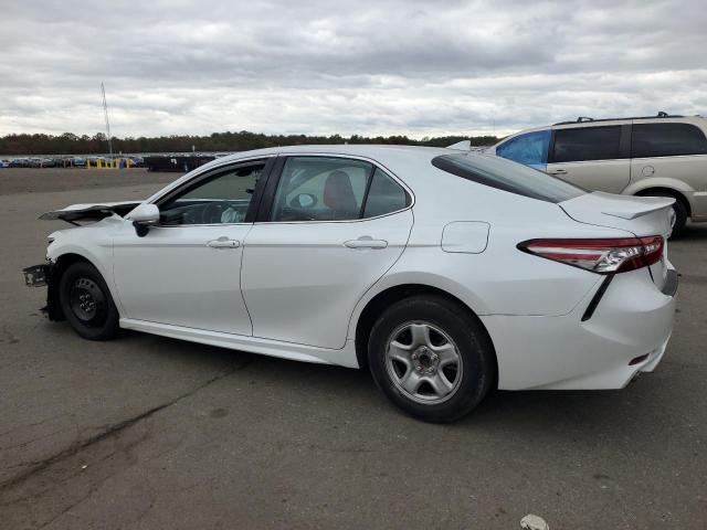 4T1B61HK2KU800079 - 2019 TOYOTA CAMRY XSE Ақ фото 2