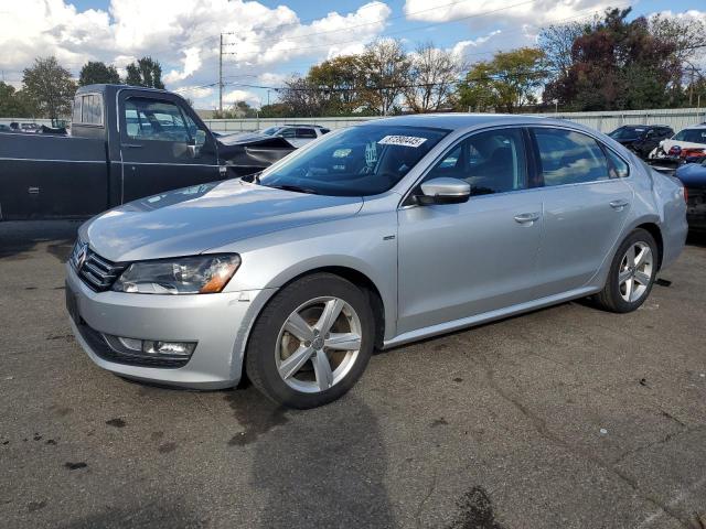 2015 VOLKSWAGEN PASSAT S, 