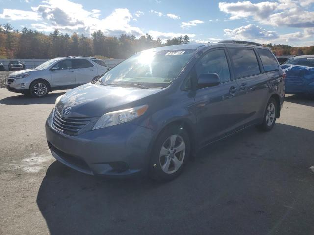 2015 TOYOTA SIENNA LE, 