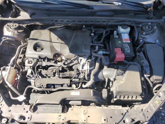 4T1B11HK8JU015918 - 2018 TOYOTA CAMRY L GRAY photo 11