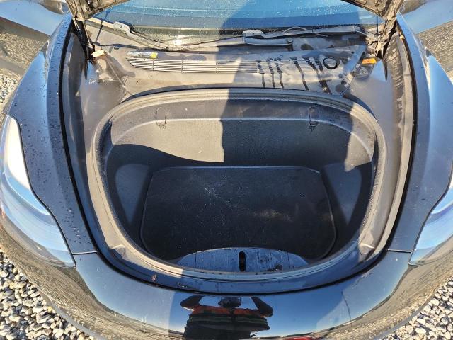 5YJ3E1EA0JF046615 - 2018 TESLA MODEL 3 Qara foto 11