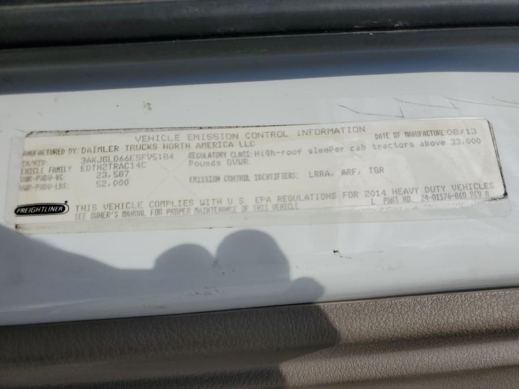 3AKJGLD66ESFV5184 - 2014 FREIGHTLINER CASCADIA WHITE photo 10