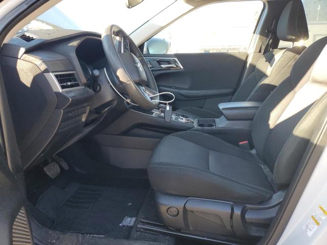 JA4J4TA81NZ030121 - 2022 MITSUBISHI OUTLANDER ES WHITE photo 7