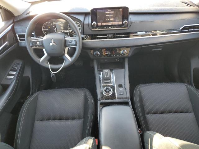 JA4J4TA81NZ030121 - 2022 MITSUBISHI OUTLANDER ES WHITE photo 8