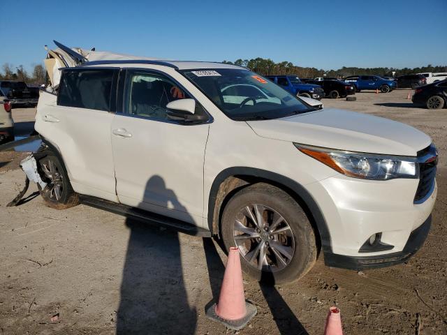 5TDKKRFH6FS053490 - 2015 TOYOTA HIGHLANDER XLE WHITE photo 4