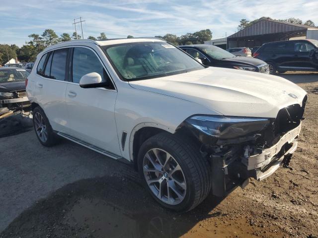 5UXCR4C06P9P10532 - 2023 BMW X5 SDRIVE 40I WHITE photo 4