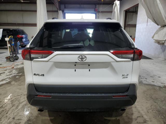 2T3P1RFV4LC074316 - 2020 TOYOTA RAV4 XLE WHITE photo 6