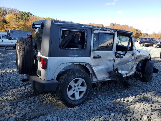 1J4GA59157L211637 - 2007 JEEP WRANGLER SAHARA Gümüş foto 3