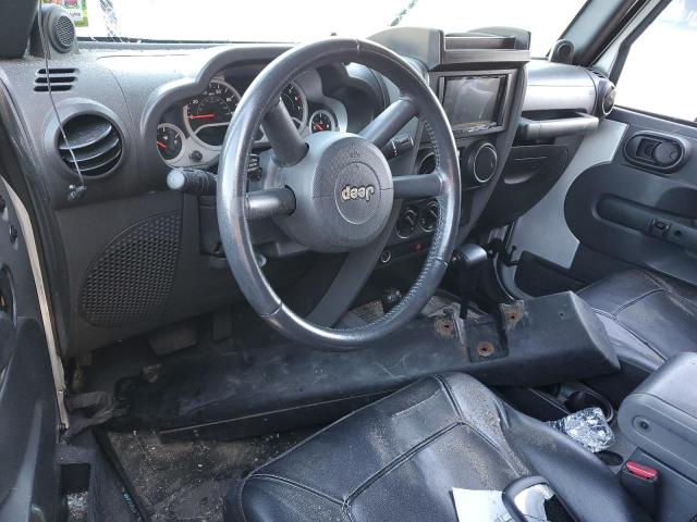 1J4GA59157L211637 - 2007 JEEP WRANGLER SAHARA Gümüş foto 8