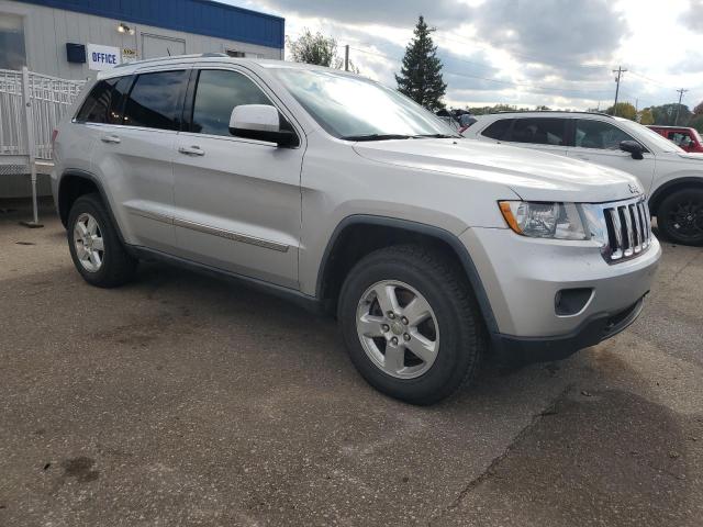 1J4RR4GG5BC616795 - 2011 JEEP GRAND CHER LAREDO Արծաթագույն լուսանկար 4