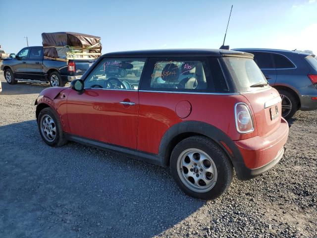 WMWSU3C53DT370639 - 2013 MINI COOPER RED photo 2