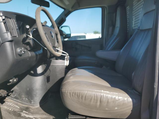 1GCWGAFF0H1176625 - 2017 CHEVROLET EXPRESS G2 Серебристый фото 7