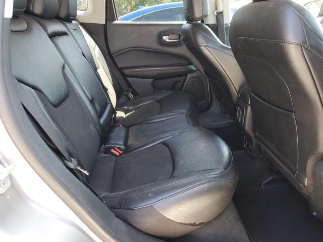3C4NJCBB6LT252930 - 2020 JEEP COMPASS LATITUDE SILVER photo 11
