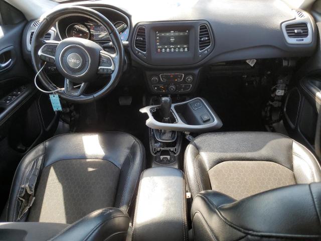 3C4NJCBB6LT252930 - 2020 JEEP COMPASS LATITUDE SILVER photo 8