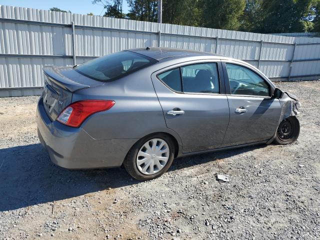 3N1CN7AP2KL831978 - 2019 NISSAN VERSA S ვერცხლისფერი ფოტო 3