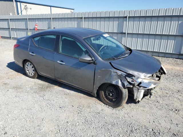 3N1CN7AP2KL831978 - 2019 NISSAN VERSA S ვერცხლისფერი ფოტო 4