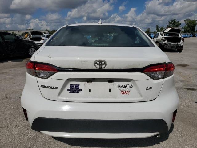 5YFEPMAE9MP180058 - 2021 TOYOTA COROLLA LE WHITE photo 6