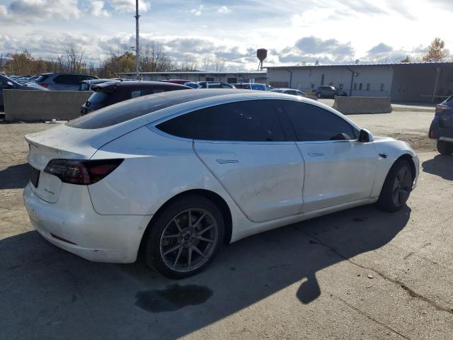 5YJ3E1EBXKF511055 - 2019 TESLA MODEL 3 WHITE photo 3