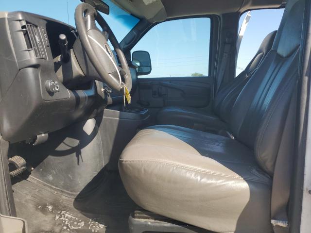 1GCFG15X091141594 - 2009 CHEVROLET EXPRESS G1 WHITE photo 7