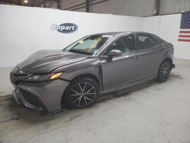 4T1G11AK3RU857576 - 2024 TOYOTA CAMRY SE NIGHT SHADE GRAY photo 1
