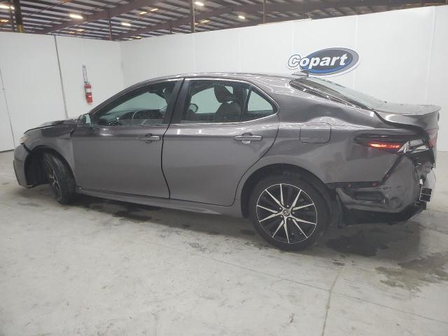 4T1G11AK3RU857576 - 2024 TOYOTA CAMRY SE NIGHT SHADE GRAY photo 2