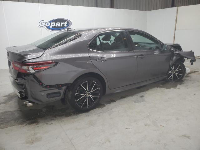 4T1G11AK3RU857576 - 2024 TOYOTA CAMRY SE NIGHT SHADE GRAY photo 3