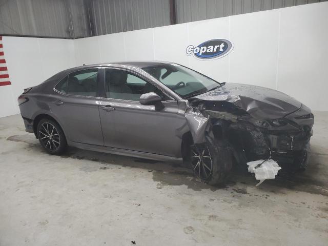 4T1G11AK3RU857576 - 2024 TOYOTA CAMRY SE NIGHT SHADE GRAY photo 4