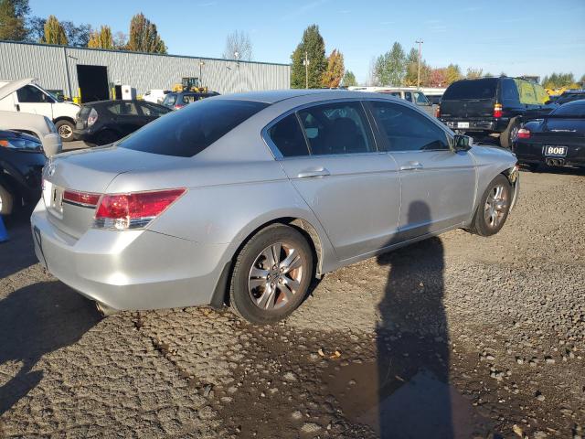 1HGCP2F48BA103325 - 2011 HONDA ACCORD LXP 银色 照片 3