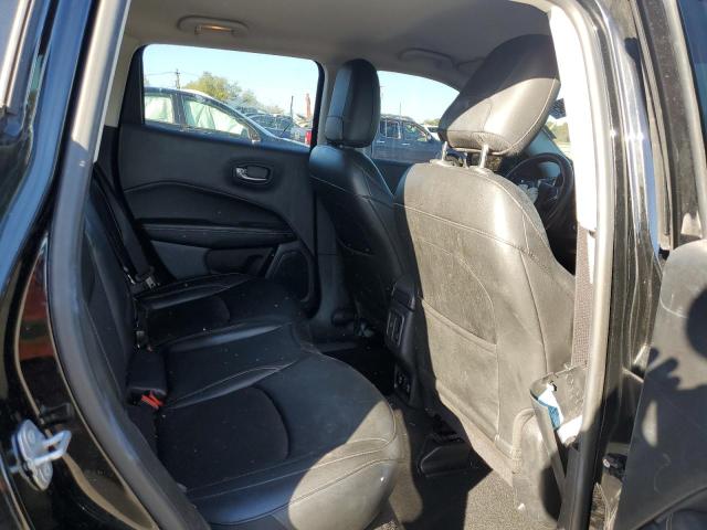 3C4NJDBB6KT593930 - 2019 JEEP COMPASS LATITUDE შავი ფოტო 11