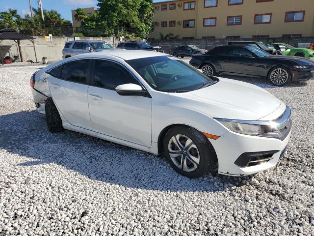 19XFC2F5XJE029563 - 2018 HONDA CIVIC LX WHITE photo 4