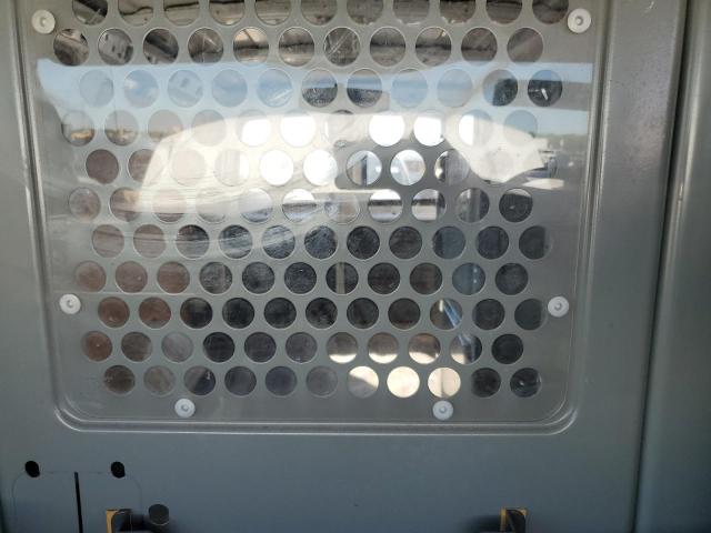 1GCZGTCG7B1137513 - 2011 CHEVROLET EXPRESS G3 WHITE photo 10