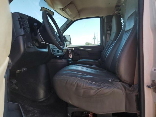 1GCZGTCG7B1137513 - 2011 CHEVROLET EXPRESS G3 WHITE photo 7