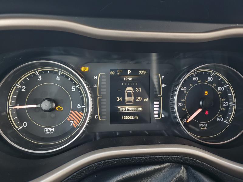 1C4PJLAB7EW143349 - 2014 JEEP CHEROKEE SPORT SILVER photo 9