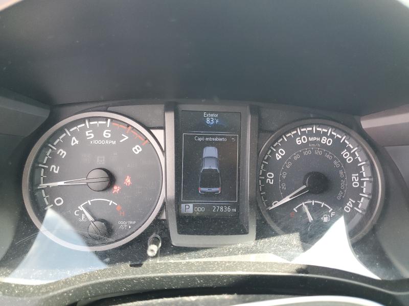 3TMAZ5CN3JM056186 - 2018 TOYOTA TACOMA DOUBLE CAB Blanc photo 9