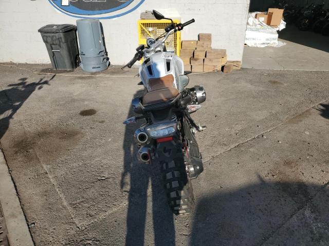 WB10J3300KZ794956 - 2019 BMW R NINE T SCRAMBLER WHITE photo 4