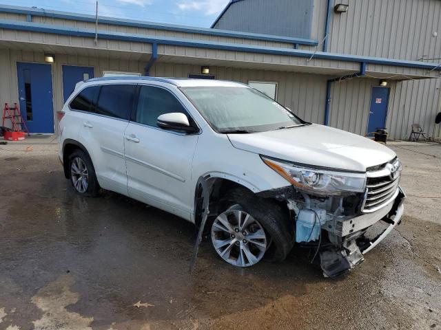 5TDJKRFH1FS190445 - 2015 TOYOTA HIGHLANDER XLE WHITE photo 4