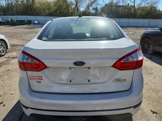 3FADP4BJ2FM223954 - 2015 FORD FIESTA SE WHITE photo 6
